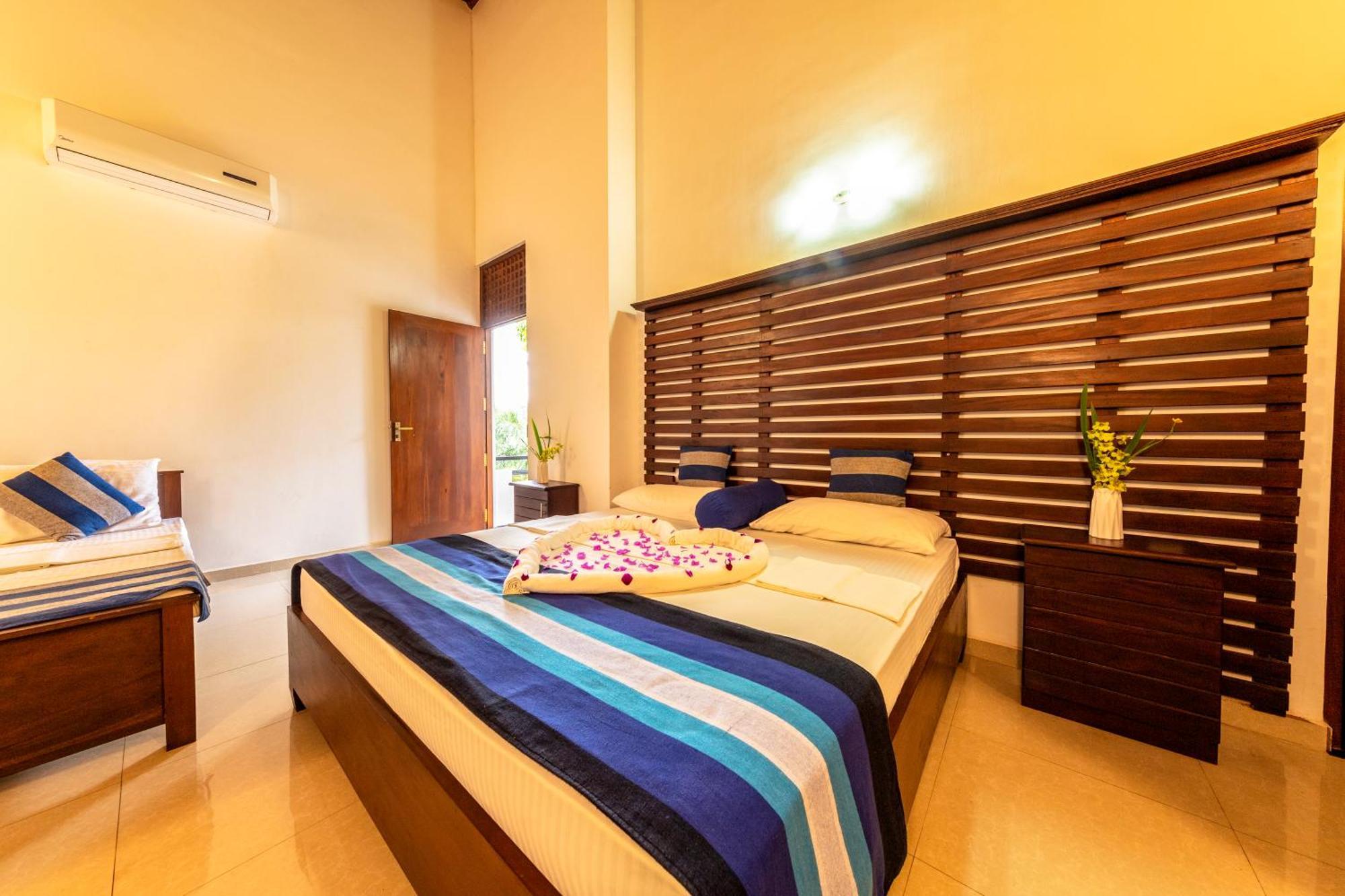 Owinmo Hotel & Reception Hall 갈레 외부 사진
